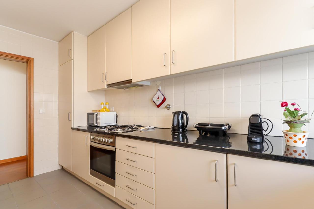 Sweet Living Viana - City Centre Apartment With Garage Viana do Castelo Eksteriør bilde